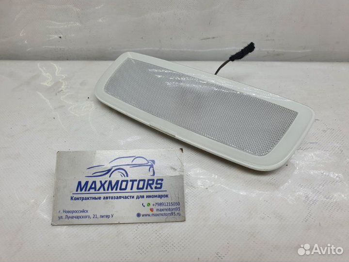 Плафон освещения салона задний Mercedes-Benz E