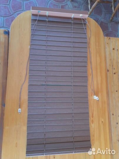 Жалюзи горизонтальные бу