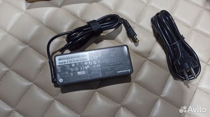 Блок питания Lenovo