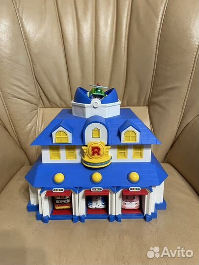 Робокар станция