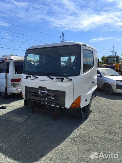Кабина Hino 700