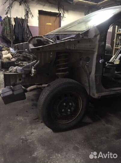 Четверть передняя левая hyundai Getz