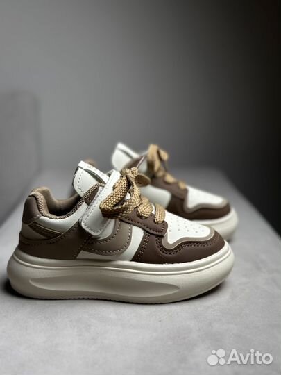 Детские кросовки 24-26-27-37