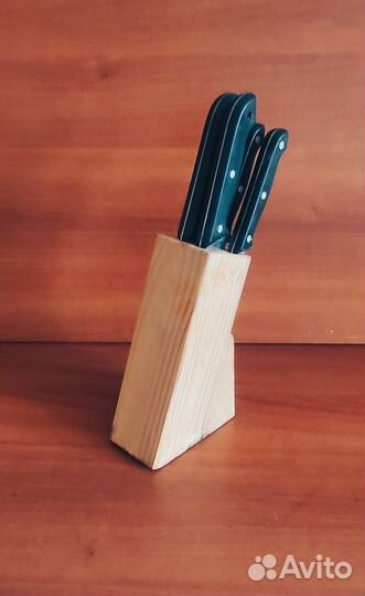 Набор столовых ножей 