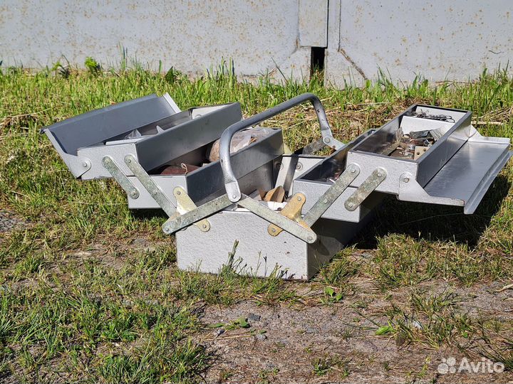 Ящик для инструмента металл раздвижной (СССР)