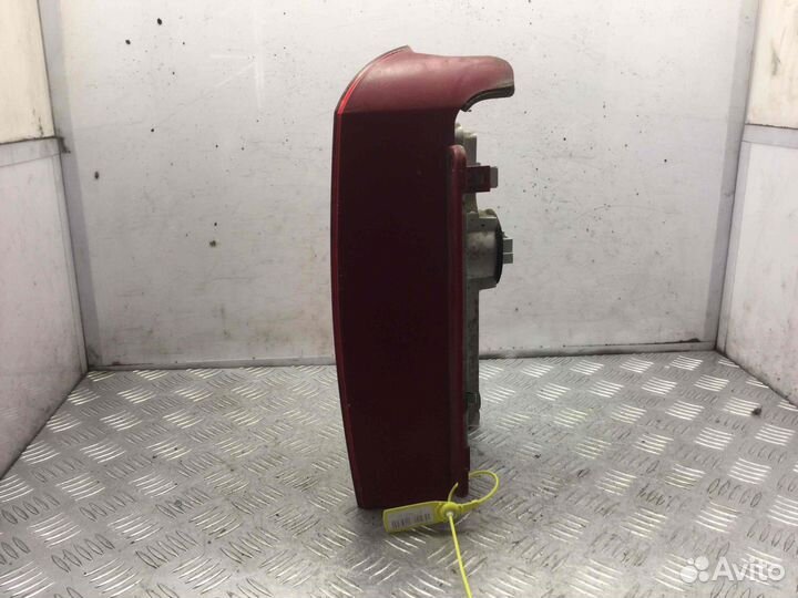 Фонарь задний левый Ford Focus eydc