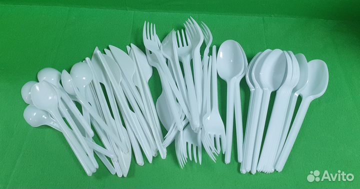 Пластиковая одноразовая посуда вилки ложки и ножи