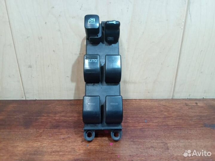 Блок управления стеклоподемниками Nissan Maxima A3