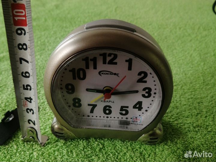 Часы будильник