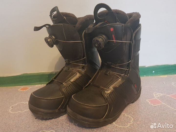 Ботинки для сноуборда Salomon 42р