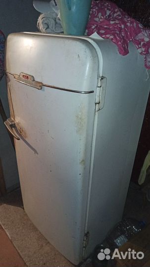 Холодильник бу
