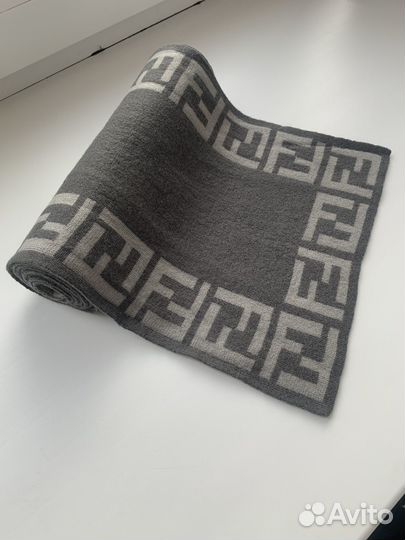 Шарф fendi оригинал