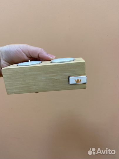 Подсвечник со свечами дерево