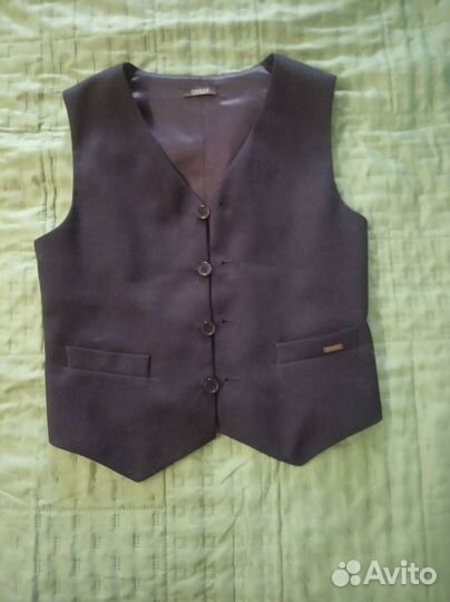 Продам жилет Синар б/у на рост 130/135