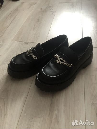 Лоферы женские 39 размер
