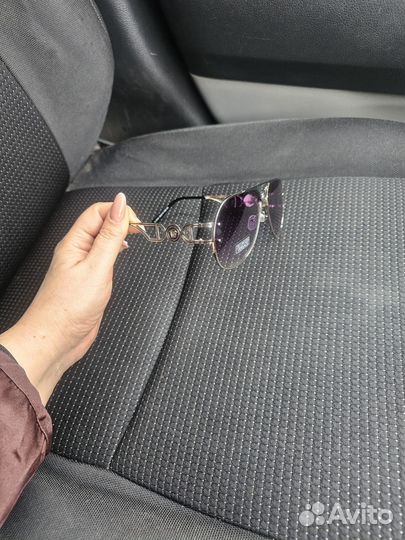 Солнцезащитные очки женские