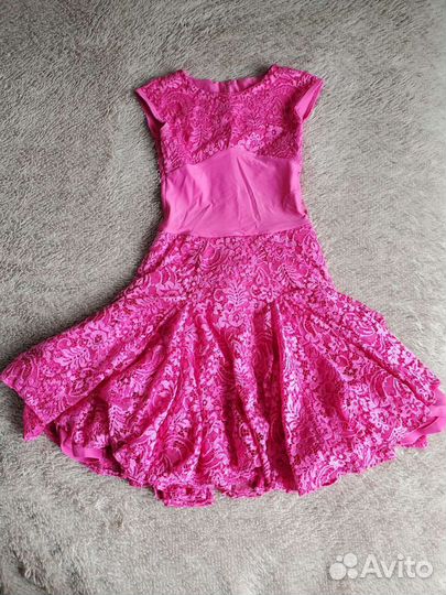 Платье для бальных танцев