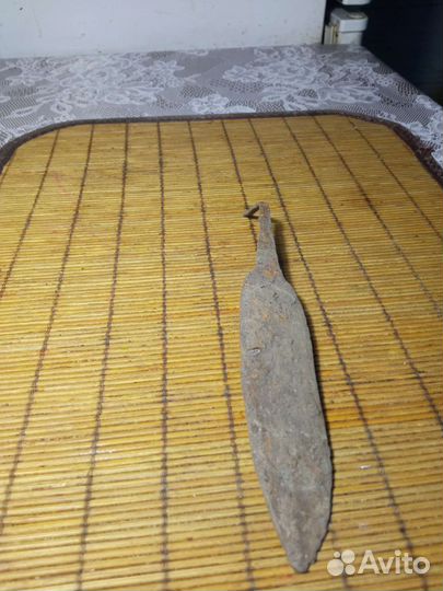 Нож кованый старинный