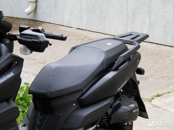 Скутер motoland tank 150