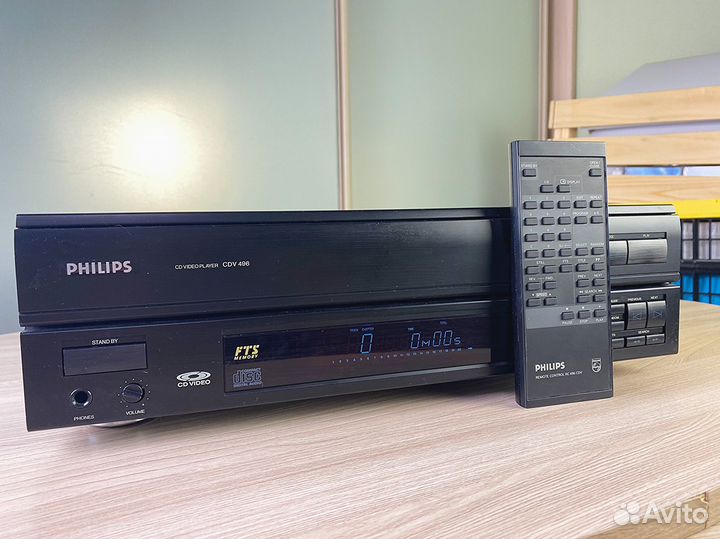 Проигрыватель LD - Дисков Philips CDV-496