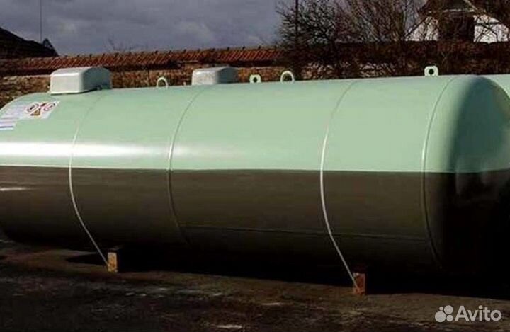 Газовая заправка вблизи морского порта