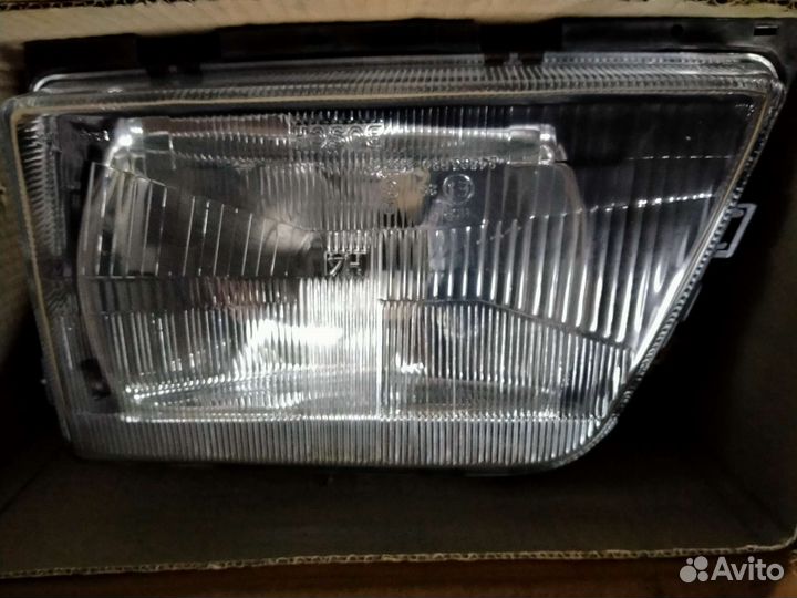 Фара Opel Ascona