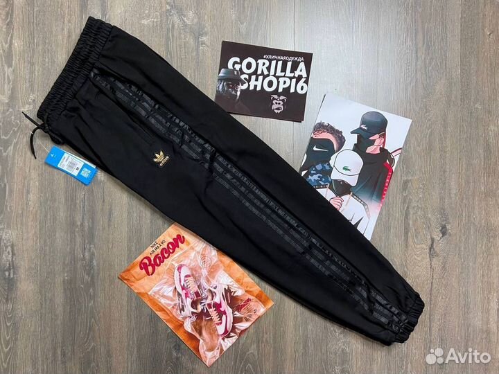 Спортивные штаны Adidas