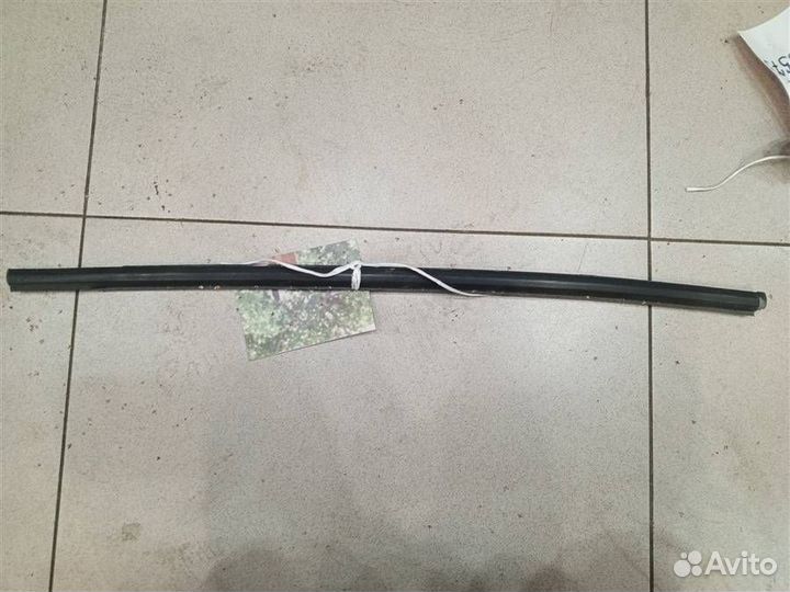 Накладка стекла заднего правого (бархотка) Hyunda