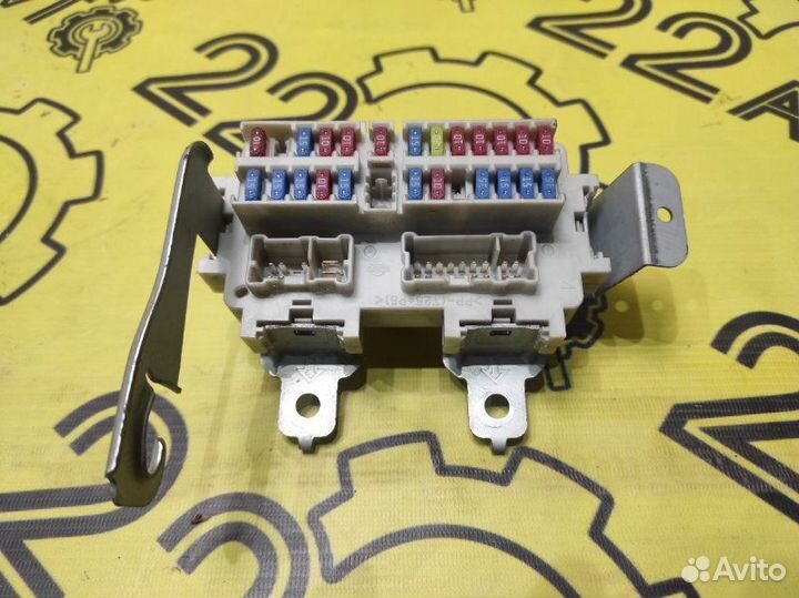 Блок предохранителей салона Infiniti Fx35 S50