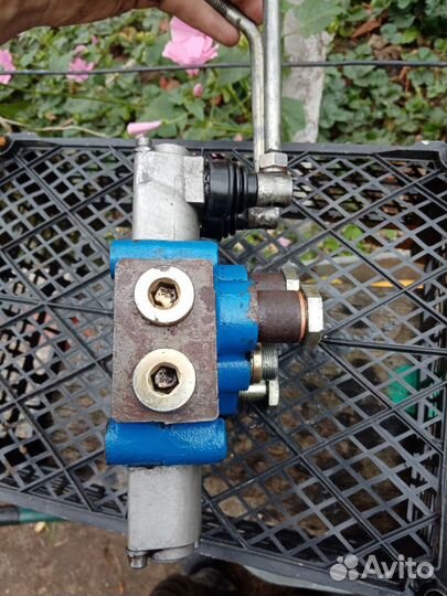 Гидрораспределитель бу