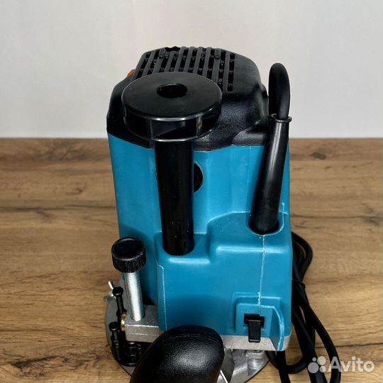 Мощный фрезер Makita 3612c