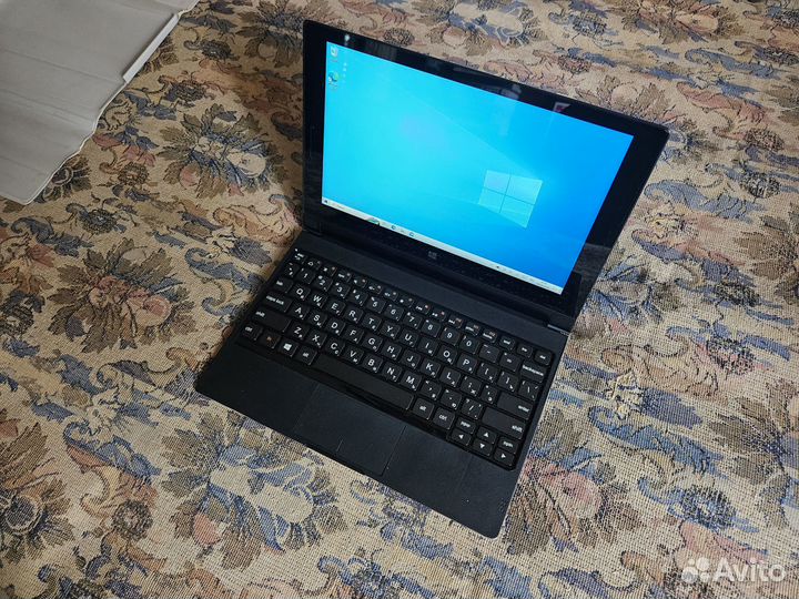 Lenovo yoga Tablet 2-1051L