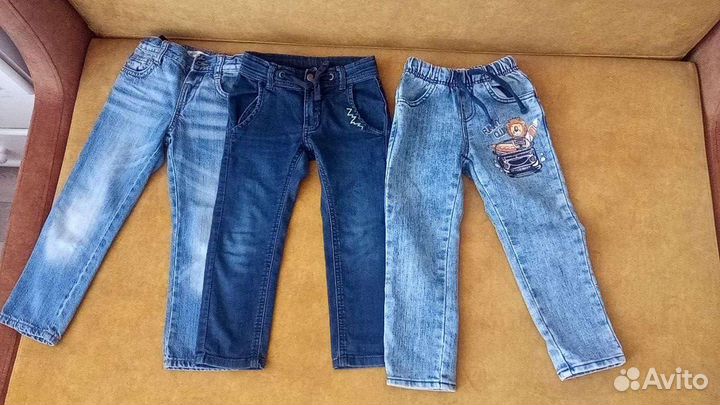 Джинсы на мальчика 2-4г