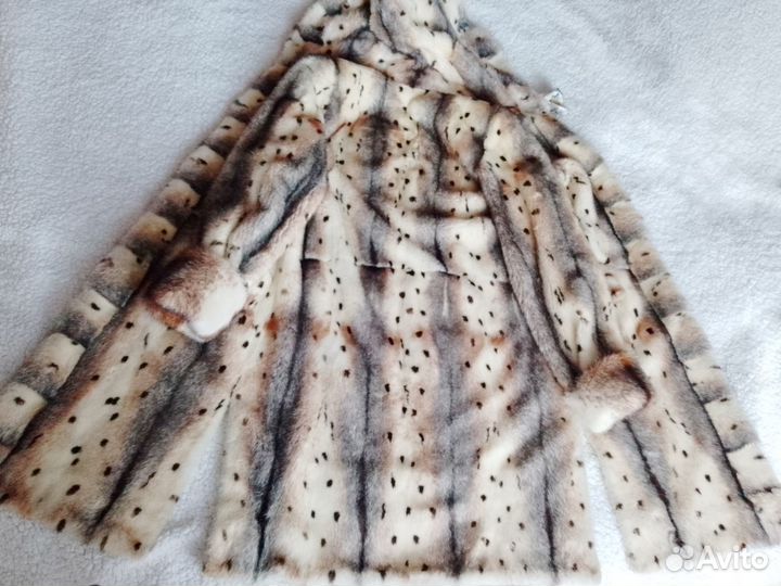 Шуба норковая (крестовка)с капюшоном