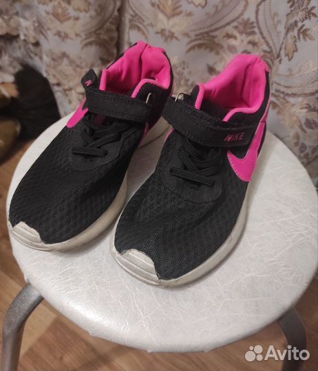 Кроссовки для девочки 33- 34 размер