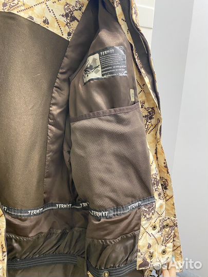 Куртка сноубордическая