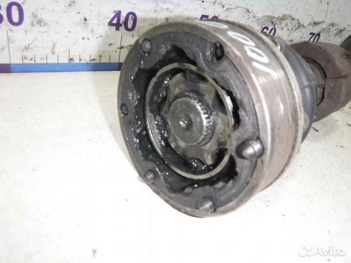 Полуось передняя левая VW Passat B3