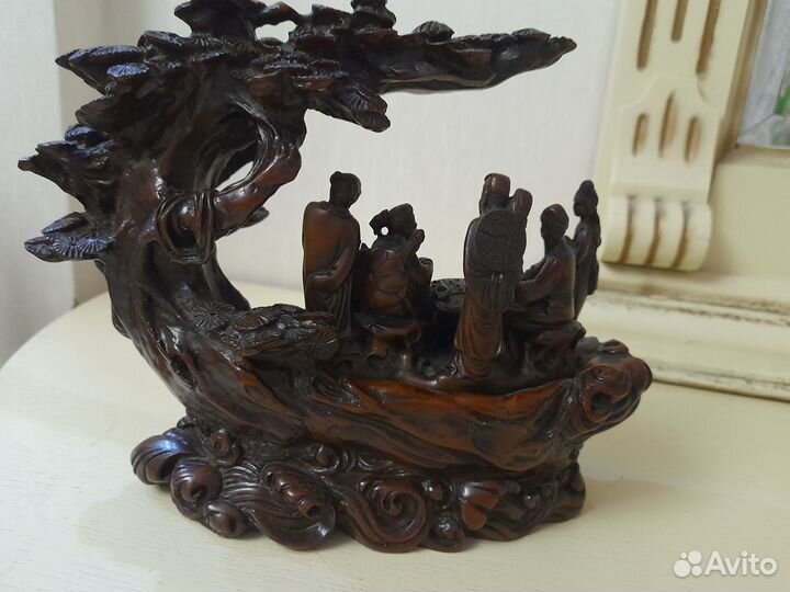 Скульптура из кости