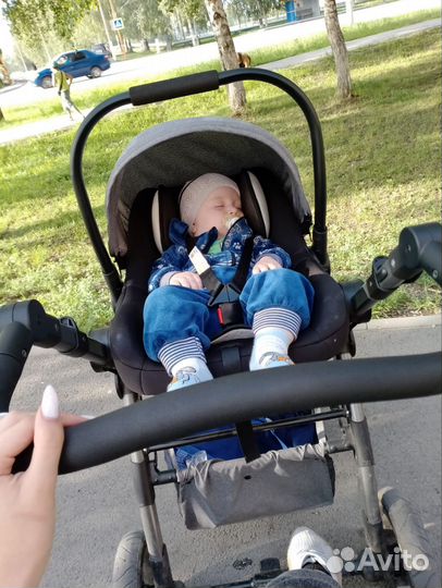 Коляска 3 в 1