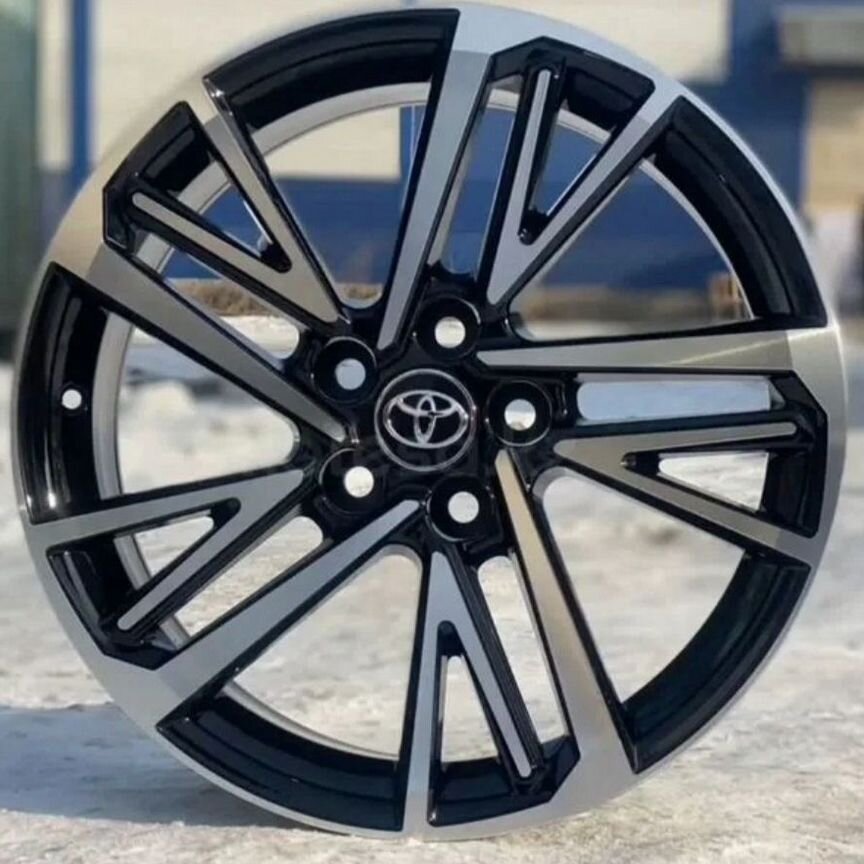 Литые диски Toyota 8×R18 5×114.3