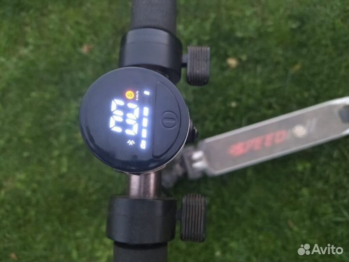 Самокат взрослый электрический бу