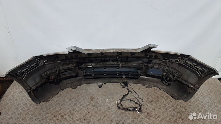 Бампер Volkswagen Touran (2003-2010)