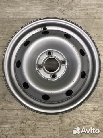 Штампованный диск Renault R14 оригинальный