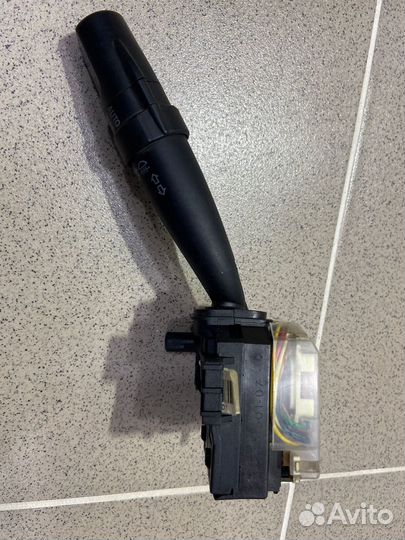 Переключатель поворотов,света Geely Emgrand 2013 г