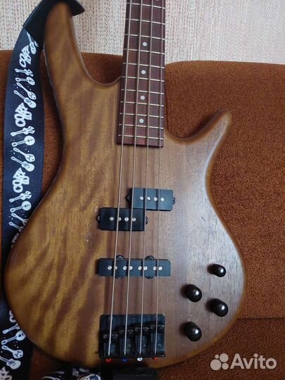 Бас гитара Ibanez GSR200B