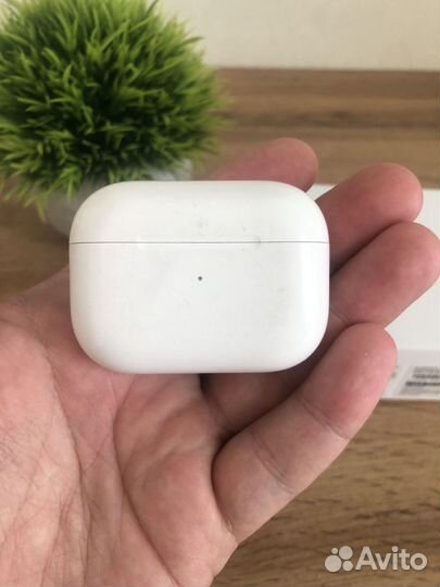 Наушники Apple AirPods Pro MagSafe