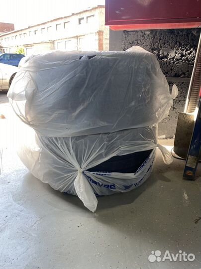 Pirelli P Zero 305/30 R20