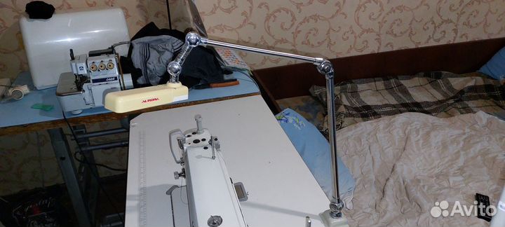 Продаю прямострочную машинку Velles VLS 1100