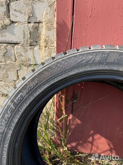 Kumho WinterCraft ice Wi31+ 235/45 R18 98T