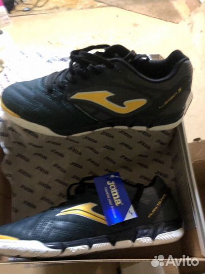 Футзалки и сороконожки kelme joma